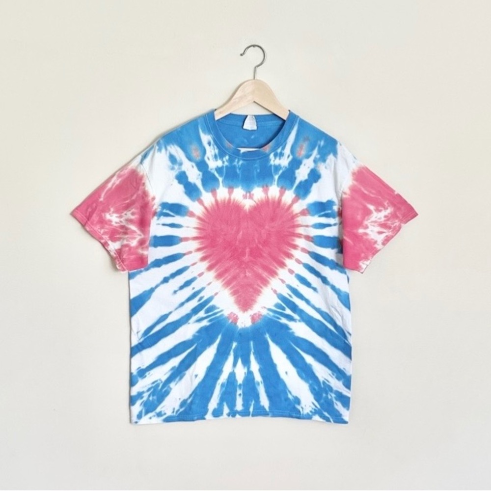 Heart Shaped Handmade Tie Dye Red White Blue Hippie Boho T Shirt Adult Large